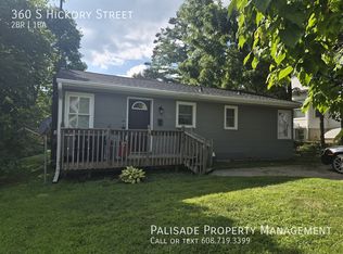 360 S Hickory St, Platteville, WI 53818