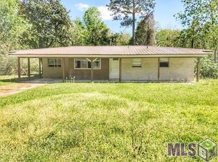 2120 S Woodcrest Ave, Denham Springs, LA 70726