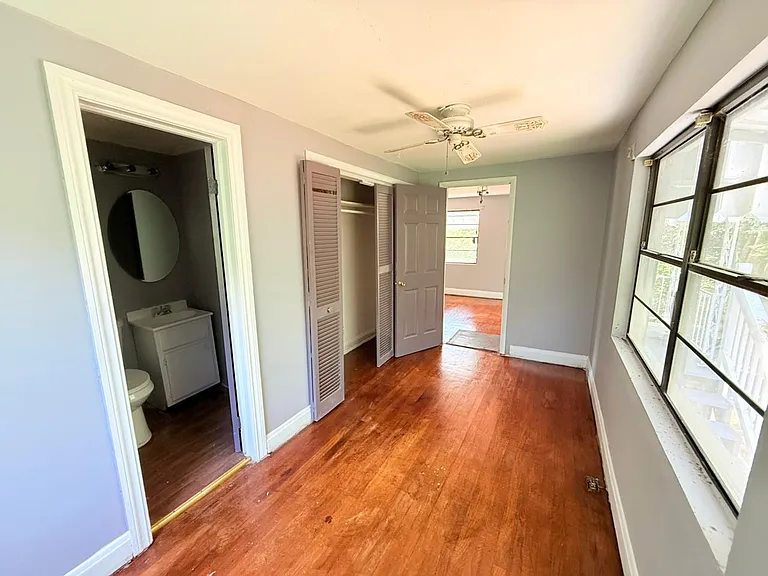 1221 Maple St — Photo 26