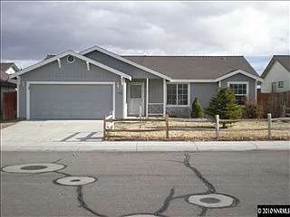 192 Rosecrest Dr photo 1