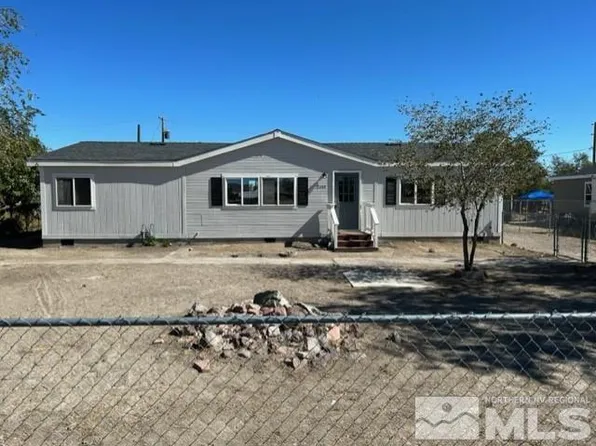 2480 Pueblo St, Silver Springs, NV 89429