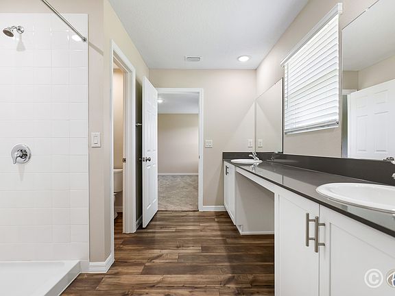 5th image of 13034 Wellspring Dr
