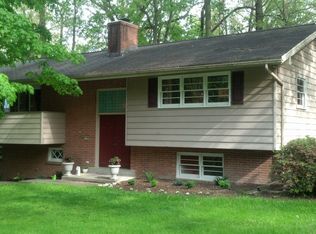 3129 Briarwood Blvd, Lancaster, PA 17601