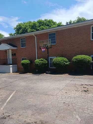 611 Reid St Photo 1