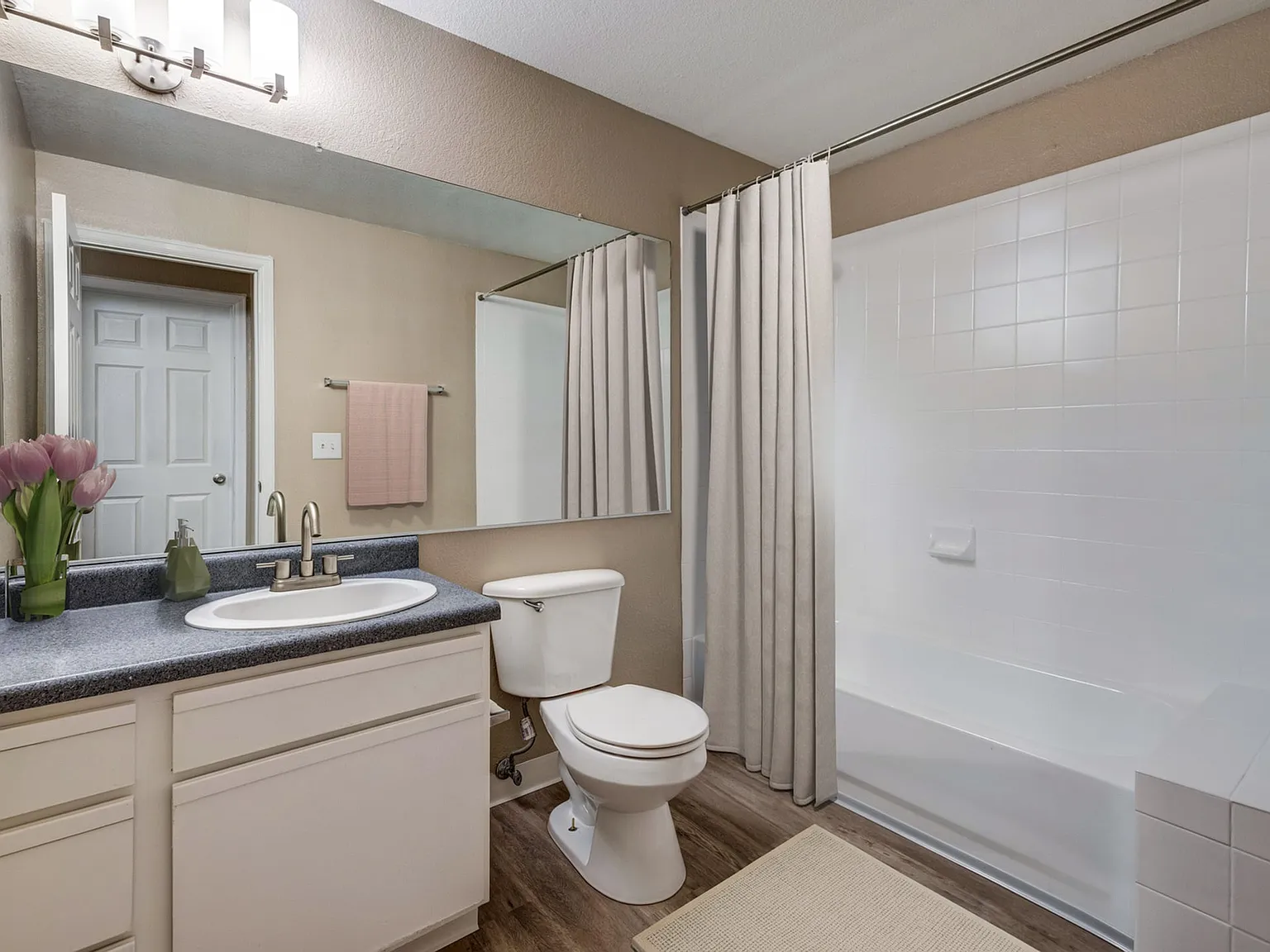 PeakView at T-Bone Ranch Apartments — Photo 2