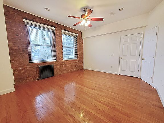 3rd image of 6701 Boulevard E #A1