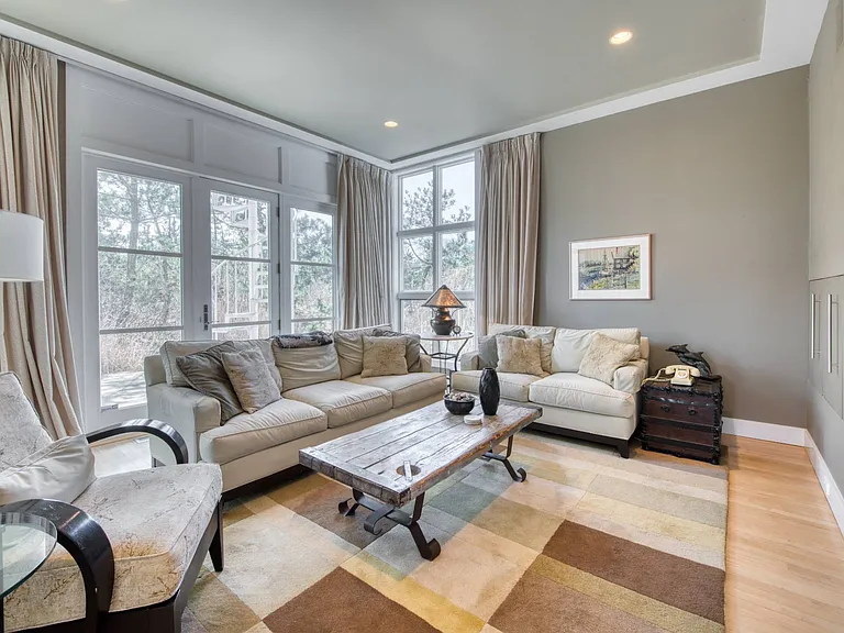 Mitchell Dunes Ln — Photo 4