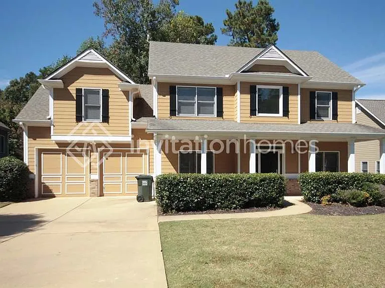 174 Homestead Dr — Photo 1