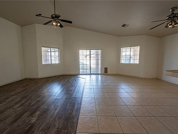 3rd image of 2739 Ross Avenue