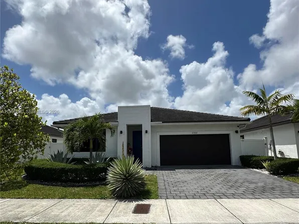 23552 SW 107th Pl, Homestead, FL 33032
