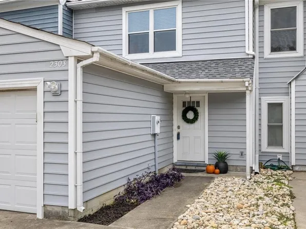 2303 Merl Cir, Virginia Beach, VA 23455