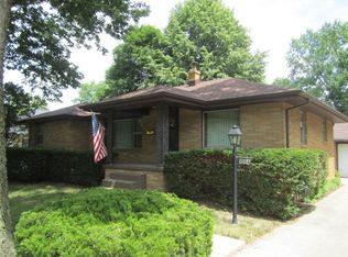 1006 Adams St, Ottawa, IL 61350