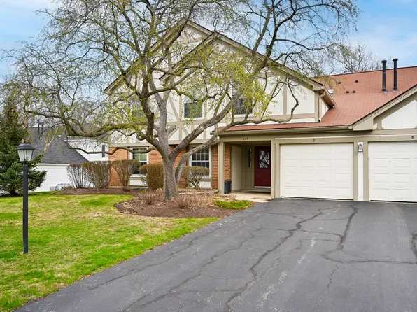 849 Kilkenny Dr APT D, Wheaton, IL 60189