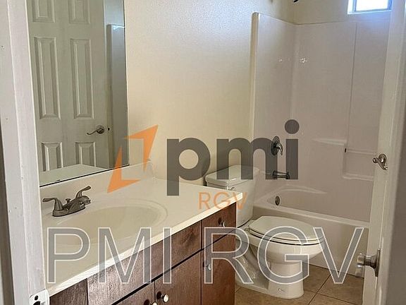 3rd image of 3907 S Radisson Ave