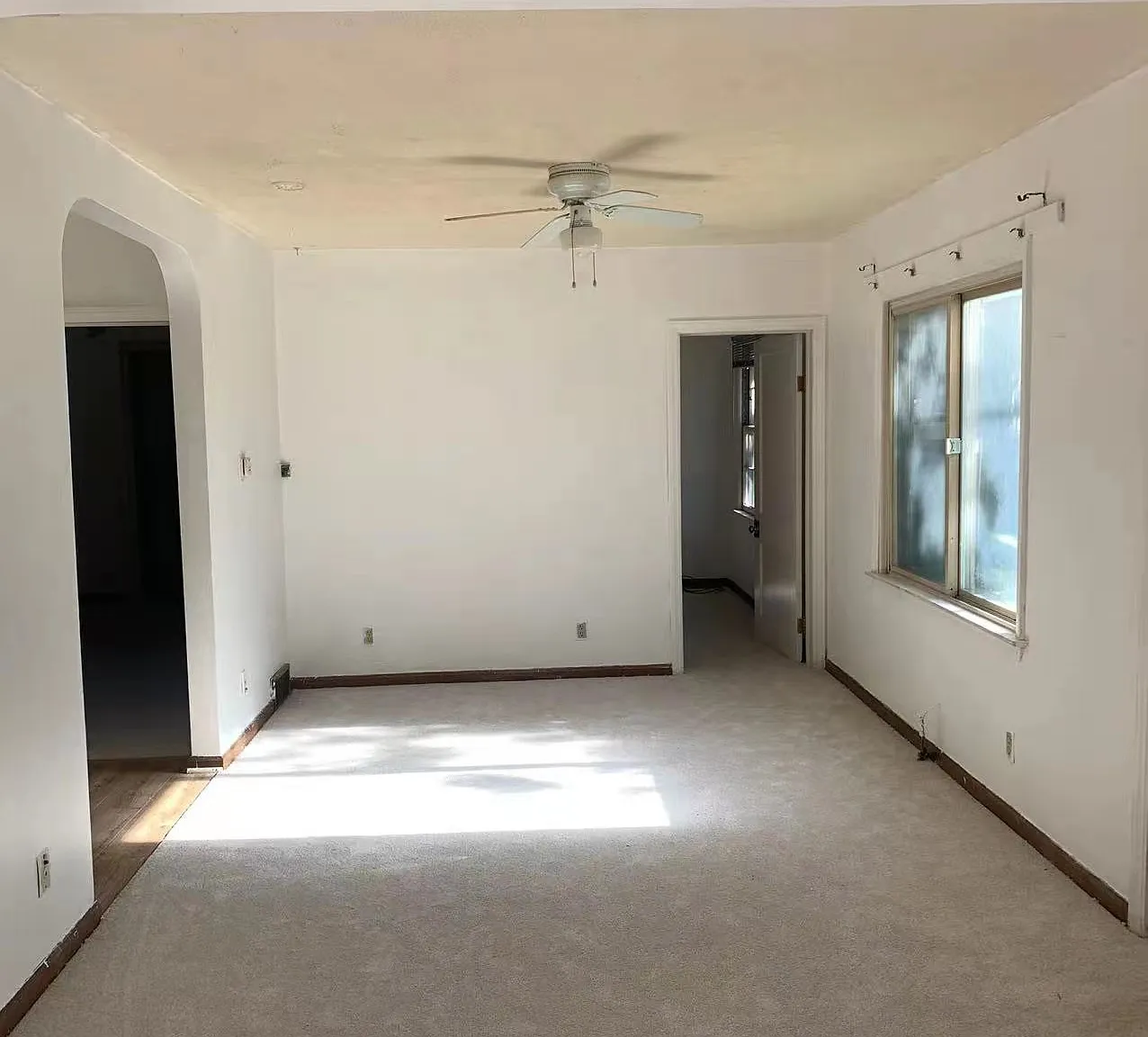 2 bed, 917 sqft, $1,550 — Photo 4