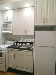 Rented by Manhattan Connection