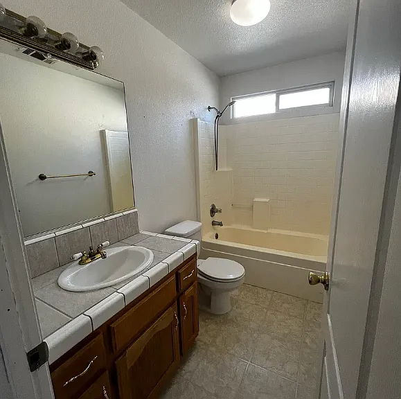 2120 Freedom St — Photo 6