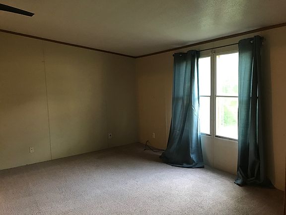 4th image of 105 Glen Brook Dr