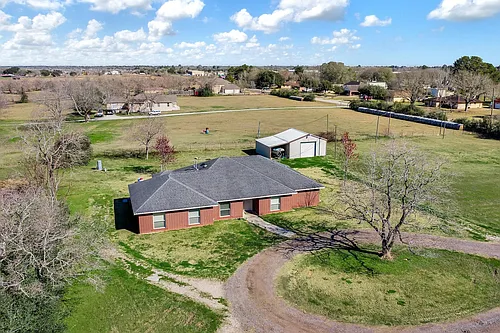 15815 Merle Rd Photo 1