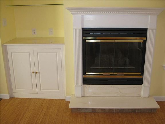 5th image of 1730 Woodmill St