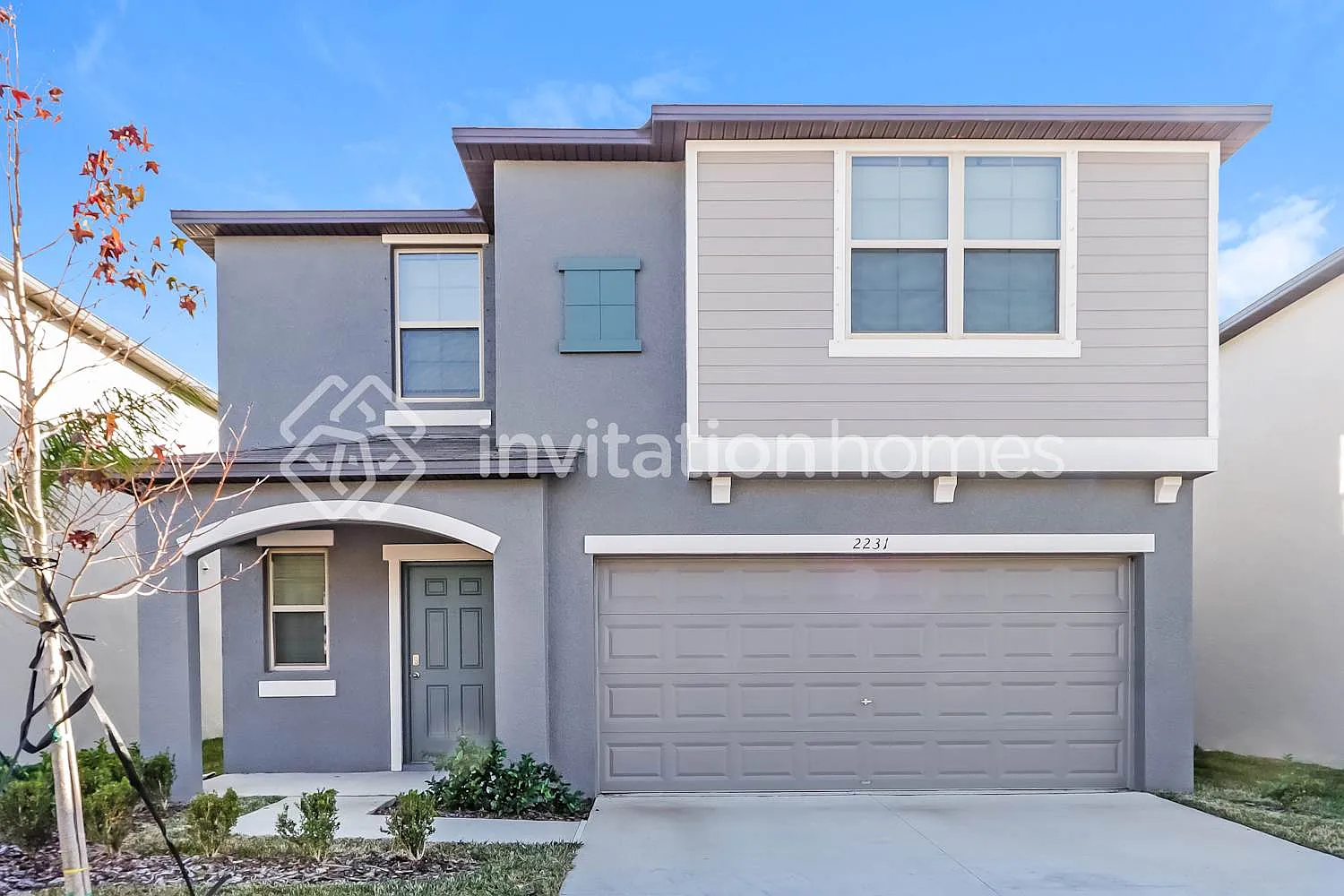 2231 Jungle Dr Ruskin, FL 33570 — Photo 1