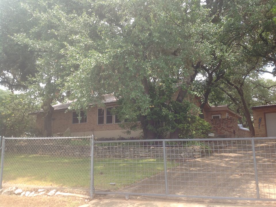 1st image of 3428 Lakeview Dr