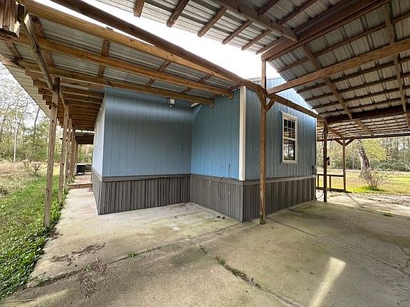 3rd image of 2340 Woodland Ridge Dr