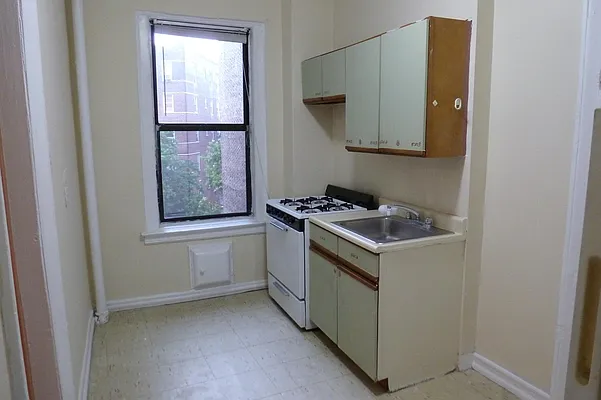 Sold by Corcoran | media 4