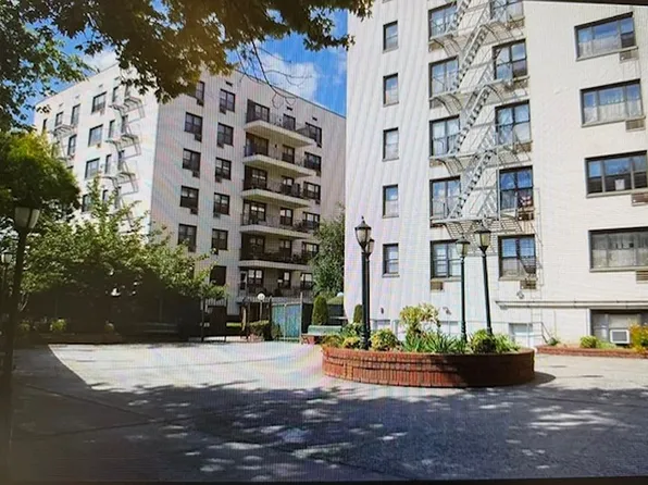 3855 Shore Pkwy APT 2L, Brooklyn, NY 11235