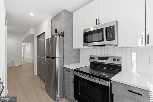630 W Cumberland St Photo 1