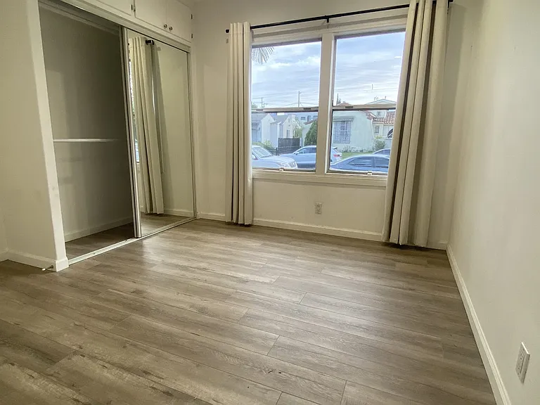 8639 Olin St #8639.5 — Photo 6