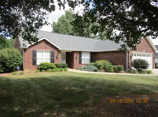 301 Wyndham Ave, High Point, NC 27265