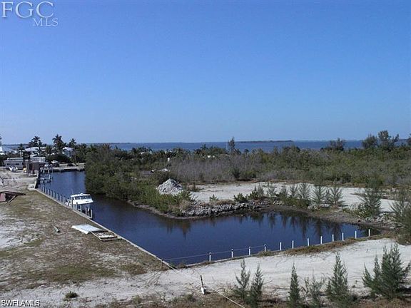 4th image of 7800 Caloosa Dr