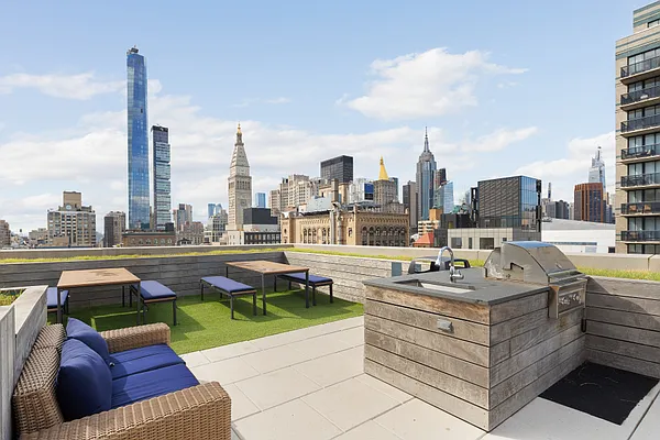 Rented by Compass | media 23