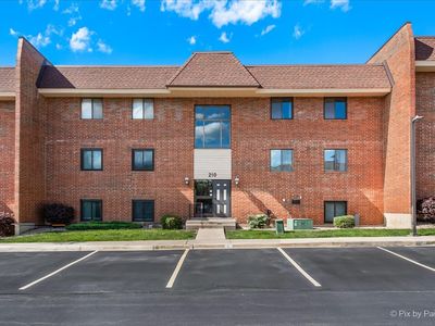 210 E Fountainview Ln APT 2B, Lombard, IL, 60148