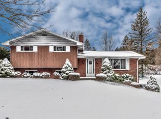 654 Westland Dr, Gibsonia, PA