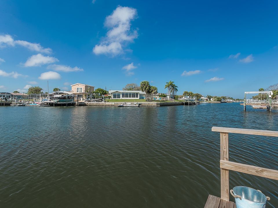 Open Water Open Floor plan