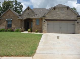 2908 Pacifica Ln, Edmond, OK 73034