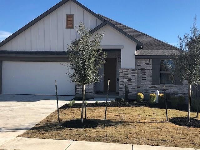 1st image of 633 Coyote Creek Way