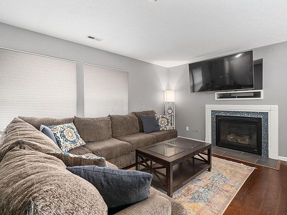 5th image of 5095 Maple Valley Dr