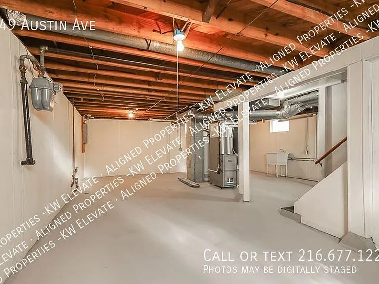 949 Austin Ave — Photo 20