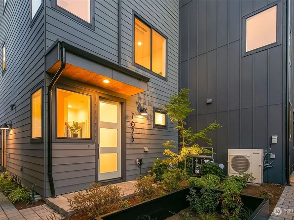 762 N 65th St Unit B, Seattle, WA 98103