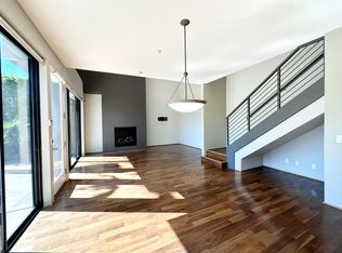 1518 E Baristo Rd, Palm Springs, CA 92262