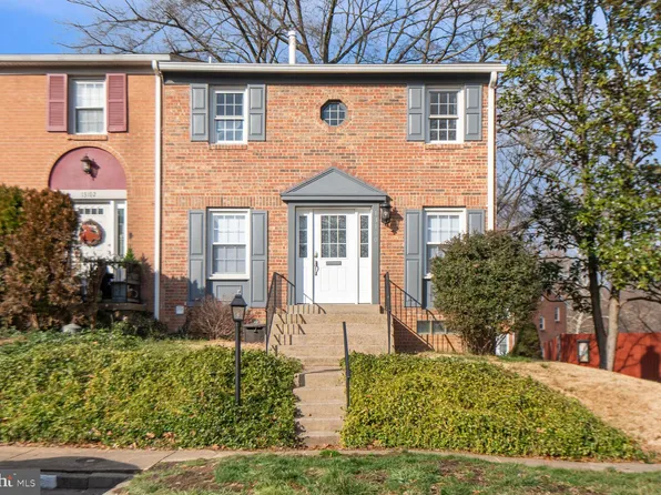 13100 Rock Ridge Ln, Woodbridge, VA 22191