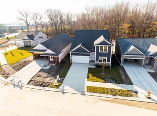 47073 Rosa Ct, Chesterfield, MI 48047