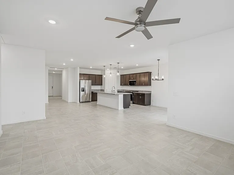 2520 E Grenache Rd — Photo 24