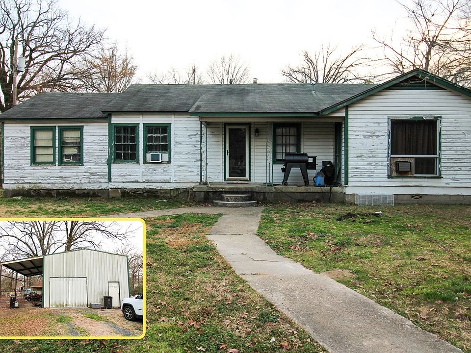 1st image of 204 Roosevelt Rd