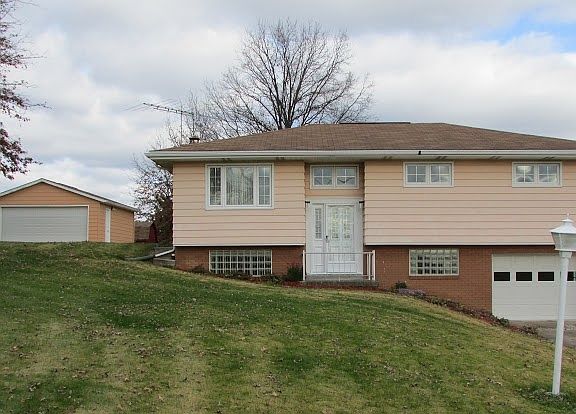2nd image of 4982 County Road 15