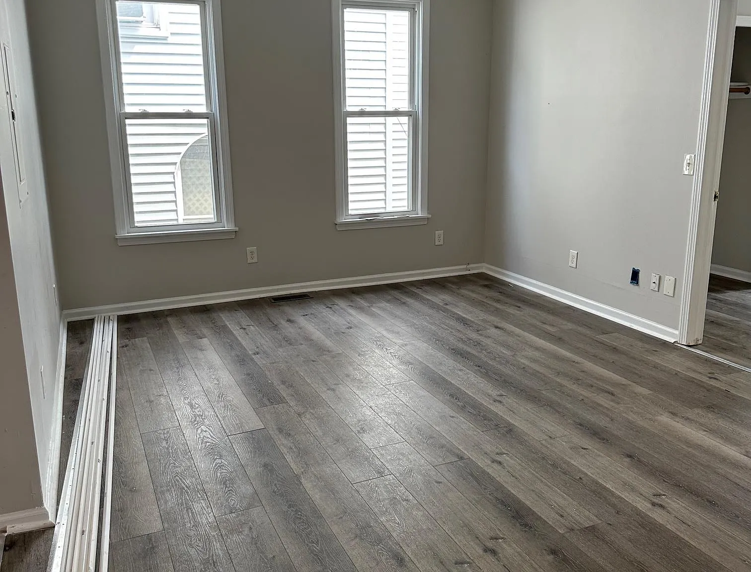 5 bed, 1800 sqft, $2,575 — Photo 1