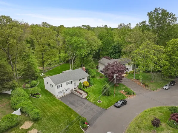 9 Cindy Lane, Norwalk, CT 06851